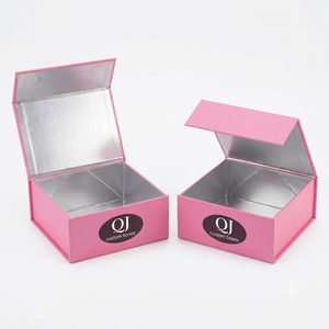 Caja de Regalo Rígida Magnética Personalizada de Lujo QJ Box, Materiales Reciclados, Forro de Esponja, Interior Mate Rosa Plateado - Product Image 1