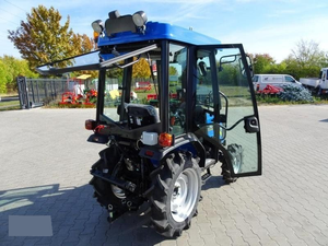 Nouveau tracteur compact Solis 26 26P-S avec cabine - Product Image 3