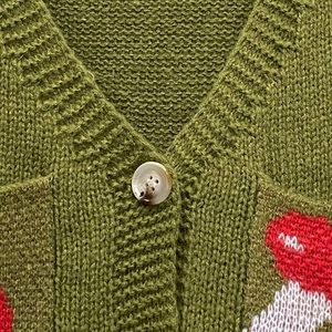 เสื้อคาร์ดิแกนคอวีสองสี ระบายอากาศได้ดี ดีไซน์ลายทางสไตล์วาร์ซิตี้สำหรับผู้ชาย เหมาะสำหรับสวมใส่สไตล์สตรีทสมัยใหม่ ปี 2026 - Product Image 5