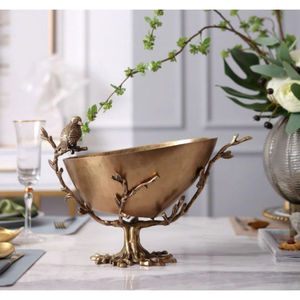 Bol de luxe pour servir les aliments, forme irrégulière, intérieur plaqué or de haute qualité et extérieur blanc, très vendu. - Product Image 6