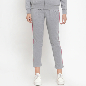 Ensemble de survêtement 100 % coton pour femme, style streetwear, survêtements personnalisés, vente en gros, ensembles de survêtements d'entraînement et de jogging sur mesure - Product Image 4