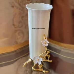 Jarrones de Aluminio para Flores de Boda, Hermoso Diseño de Hojas y Flores, Centro de Mesa Plateado, Decoración Nueva, Lujosa y Hecha a Mano - Product Image 5