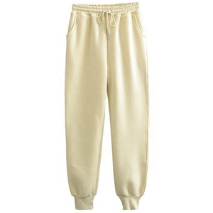 Heavyweight Winter Hooded Tracksuit Sports Sets for Women Jogger Set High Quality Low Price - Product Image 4