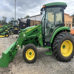 Tractor de un solo eje John Deere 4052R con potente bomba de motor diseñada para condiciones agrícolas exigentes, cultivo de suelos y uso prolongado. - Product Image 4