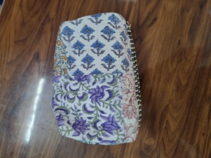 Corn husk clutch pouch Durable makeup pouch wholesale Soft portable cosmetic bag Lightweight puffer bag handle gift for her - Product Image 5