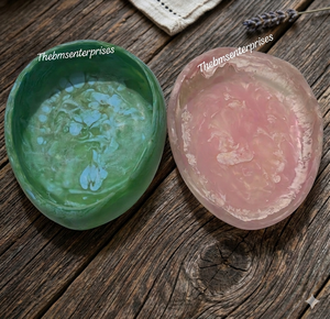 Escultura de Barco de Resina Hecha a Mano de Alta Calidad con Reloj, Decoración Náutica de Estilo Europeo para el Hogar y la Oficina - Product Image 4