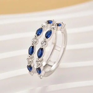 Bague de fiançailles et alliance tendance en argent 925 avec moissanite bleue et blanche, taille ronde et marquise, insert unique, pour la vente en gros - Product Image 3