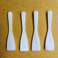 Sendok Spatula Cangkang Mutiara Ramah Lingkungan Aman untuk Makanan Peralatan Makan dari Cangkang Laut Bentuk Indah Merek HUONG DANG Modern Mewah Tahan Lama
