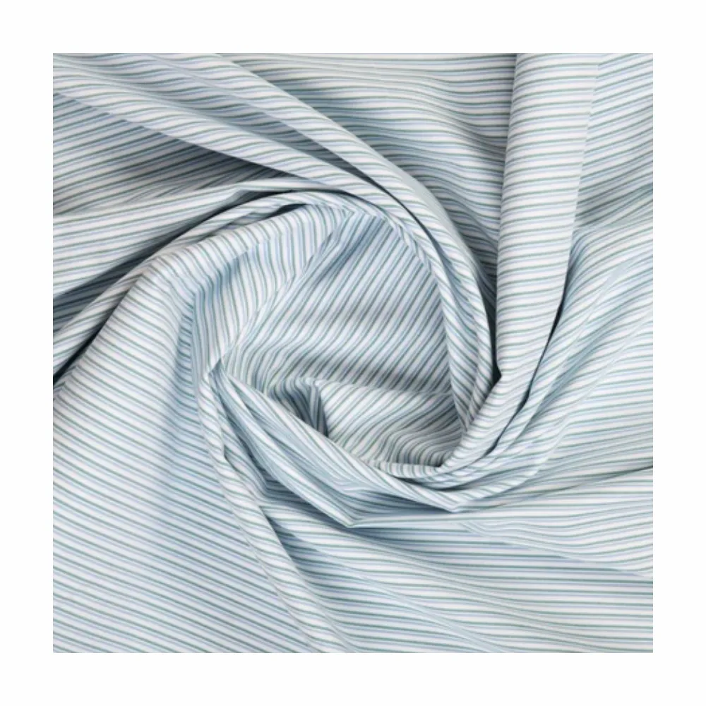 O tecido 100% algodão de qualidade premium é altamente respirável, permitindo que o ar circule e a umidade evapore