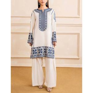 Fabrication et vente en gros de vêtements de mariage de style pakistanais, costume Salwar Kameez pour femmes - Product Image 5