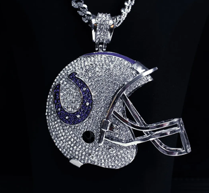 Colgante de Moissanita Hip Hop con Diseño de Casco de Fútbol Americano NFL, Chapado en Rodio, con Incrustaciones de Piedras Azules en Forma de Herradura - Product Image 2
