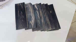 Placa de Cuerno de Búfalo Negro Tallada de la Mejor Calidad con Detalles Blancos para Mangos de Cuchillos o Bloques de Cuerno de Búfalo - Product Image 6