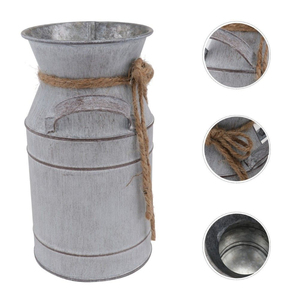Jarra de Metal Galvanizado Estilo Rústico para Flores, Florero para Jardín, Centro de Mesa Decorativo para Casa de Campo - Product Image 1
