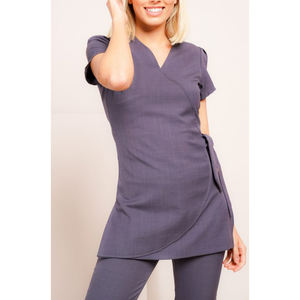 Tunique de Salon OEM, Uniformes de Luxe pour Esthéticiennes, Coiffeuses, Thérapeutes, Spas et Hôpitaux - Product Image 3
