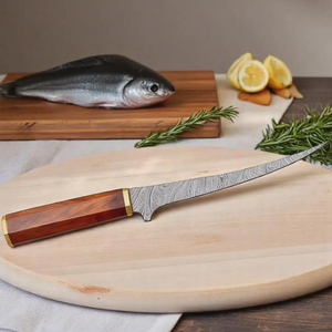 Cuchillo de filetear Damasco elegante hecho a mano con mango de madera y funda de cuero - Product Image 1
