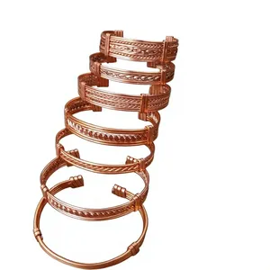 Bracelet manchette ouverte en cuivre pur, motif éventail large estampé, fait main, bijoux de luxe à la mode - Product Image 5