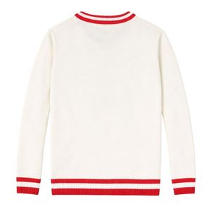 Maglione in Lana Avorio con Scollo a V Delta Sigma Theta per Donne, Vestibilità Comoda, Tessuto Premium, Abbigliamento Casual per Confraternita Greca - Product Image 5