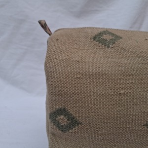 Women's Vintage Geometric Pattern Handwoven Dhurrie Cotton Tote Cosmetic <b>Bag</b> Chains Zipper Closure <b>Medium</b> <b>Size</b> Eco-Friendly - Product Image 2