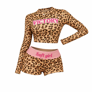 Nouvel ensemble 2 pièces extensible imprimé léopard printemps-été pour femme : haut court à manches longues et short moulant sexy assorti - Product Image 1