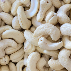 Trusted Supplier Cashew W320 Cashew Nuts Vietnam Cashew Nuts Wholesale From Santigo Vietnam - Product Image 1