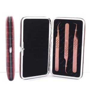 Pochette magnétique légère et portable de marque personnalisée avec pince à épiler Ensemble de 3 4 6 pièces Outil de beauté en acier inoxydable pour les cils - Product Image 3