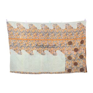 Colcha india vintage hecha a mano, ropa de cama 100% algodón, colcha Kantha india reversible, manta pesada cosida a mano, manta de sari antiguo. - Product Image 1