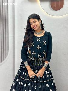 Lehenga de algodón puro de diseñador con estampado de elefantes y falda escalonada, y choli estilo corsé con trabajo manual Kodi, listo para usar, moda femenina. - Product Image 5