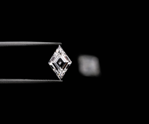 Diamants de laboratoire de 11,0 x 7,3 mm, taille cerf-volant et taille losange, couleur E, pureté VVS, perforés au laser, pour la fabrication de bijoux - Product Image 6