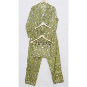 Conjunto de Pijama de Algodón Suave para Mujer, Elegante, Estampado Floral Digital, Cierre de Botones, Ropa de Dormir Cómoda, Mangas Largas - Product Image 5