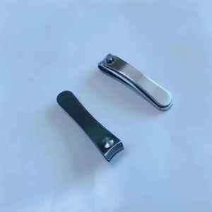 Cortauñas de acero inoxidable de primera calidad diseñado para un corte suave y preciso, y un aseo sin esfuerzo para dedos de manos y pies. - Product Image 1