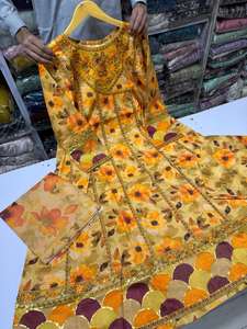 Hermoso maxi vestido de lino con forro estampado digital y bordado de hilo, pantalones de lino estampados, estampado de diamantes. - Product Image 2