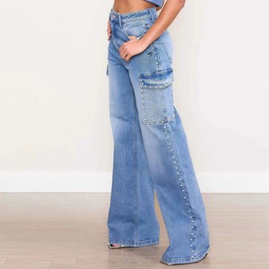 Experimente una calidad de tela superior y una artesanía elegante en estas jeans de mezclilla para mujer, diseñados para uso diario. - Product Image 2