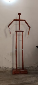Soporte de Exhibición de Madera para Traje de Armadura Medieval Completo, Soporte de Armadura Hecho a Mano Resistente, Soporte Decorativo para Armadura de Caballero para Cosplay - Product Image 6