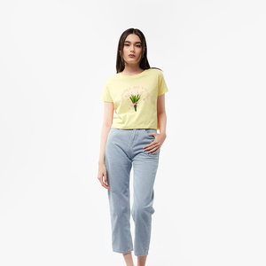 Camiseta Corta Casual de Manga Corta para Mujer, Cuello Redondo, Primavera, Top Corto de Punto con Logo - Product Image 2