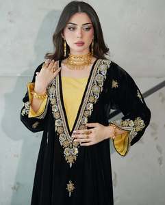Elegant Black Velvet Abaya With Gold Embroidery V Neck Long Sleeve Floor Length Middle Eastern Wedding Dress For Women - Product Image 4