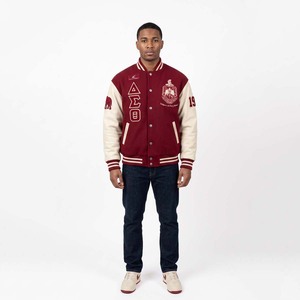 Chaqueta universitaria de béisbol para hombre Blackthorn World Winter con mangas de cuero, 440 gramos de lana, bordado de chenilla y parches de lana. - Product Image 1