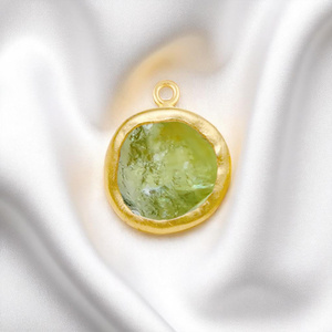 Colgante de 12 mm con bisel cristiano y peridoto, dije de piedra de nacimiento para fabricación de joyas DIY, dije de aleación de zinc con gema, venta al por mayor - Product Image 1