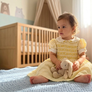 Robe de bébé brodée personnalisable en coton à rayures jaunes, robe smockée pour filles, vêtements pour enfants en gros, usine OEM ODM - Product Image 1