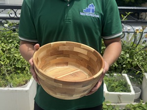 Hand Carved Wooden <b>Large</b> Bowl Food <b>Safe</b> Hand Wash Only Made In Vietnam - Product Image 1