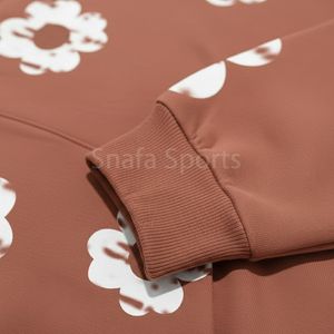 ชุดวอร์มเดนิมเท่ๆ สไตล์พรีเมียมคุณภาพสูง ดีไซน์เฉพาะตัวสำหรับผู้ชาย ใส่ได้ในฤดูหนาว มีฮู้ดและเชือกผูก ปรับแต่งได้ตามต้องการ - Product Image 5