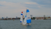 Yate de Lujo de 15 Pies, Estilo Náutico Antiguo, para Deportes Acuáticos, Recreación y Cruceros por Ríos/Lagos, Multicolor, Impresión UV, Material Compuesto
