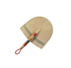 Éventail unique en jonc de mer tressé, vert sauge, rayures rouille et or, outil de rafraîchissement artisanal pour le style estival et la décoration intérieure - Product Image 2