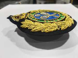 Insignias Personalizadas de Mezclilla Bordadas con Bullion, Hechas a Mano, Lavables, Ecológicas y de Alta Calidad - Product Image 2