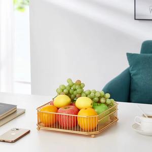 Panier à fruits en métal écologique, design moderne/classique, garde les fruits frais plus longtemps grâce à une circulation d'air optimale - Product Image 1