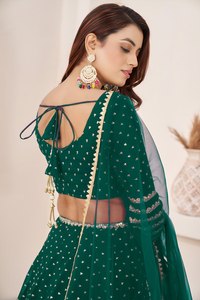 Ensemble Lehenga Choli vert vintage en georgette tissée avec dentelle Zari et sequins, tenue de mariage ethnique pour femme, longueur ras du sol - Product Image 4