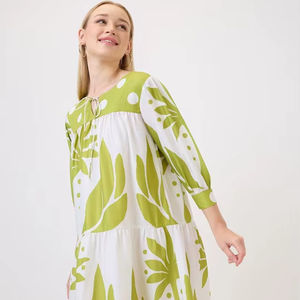 เดรสสั้นแขนสั้นลายดอกไม้พิมพ์ลายสไตล์ลำลองสำหรับผู้หญิงแฟชั่นใหม่รับซัมเมอร์ ทรงหลวมเอวธรรมชาติ  รักษ์โลก - Product Image 1