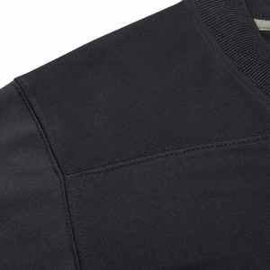 เสื้อเจอร์ซีย์อเมริกันฟุตบอลสตรีทแวร์แบบพรีเมียม ดีไซน์โอเวอร์ไซส์ พร้อมการพิมพ์แบบซับลิเมชั่น รับผลิตแบบ OEM ODM ตามสั่ง - Product Image 5