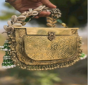 Boxy brass hand clutch featuring a hammered dimpled pattern, <b>hinged</b> <b>flap</b> with clasp closure, gold chain strap, at wholesale. - Product Image 5