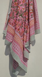 Paréo de plage en coton imprimé à la main pour femme, léger, style bohème, doux et agréable pour la peau, idéal comme cache-maillot de bain. - Product Image 4