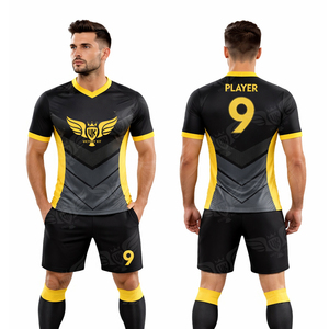 Conjunto de Camiseta y Pantalones Cortos de Fútbol Estilo Suiza Personalizados, Uniforme de Entrenamiento para Equipos de Fútbol Masculino - Product Image 4